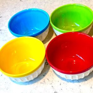 New Starbucks ice cream bowl set.